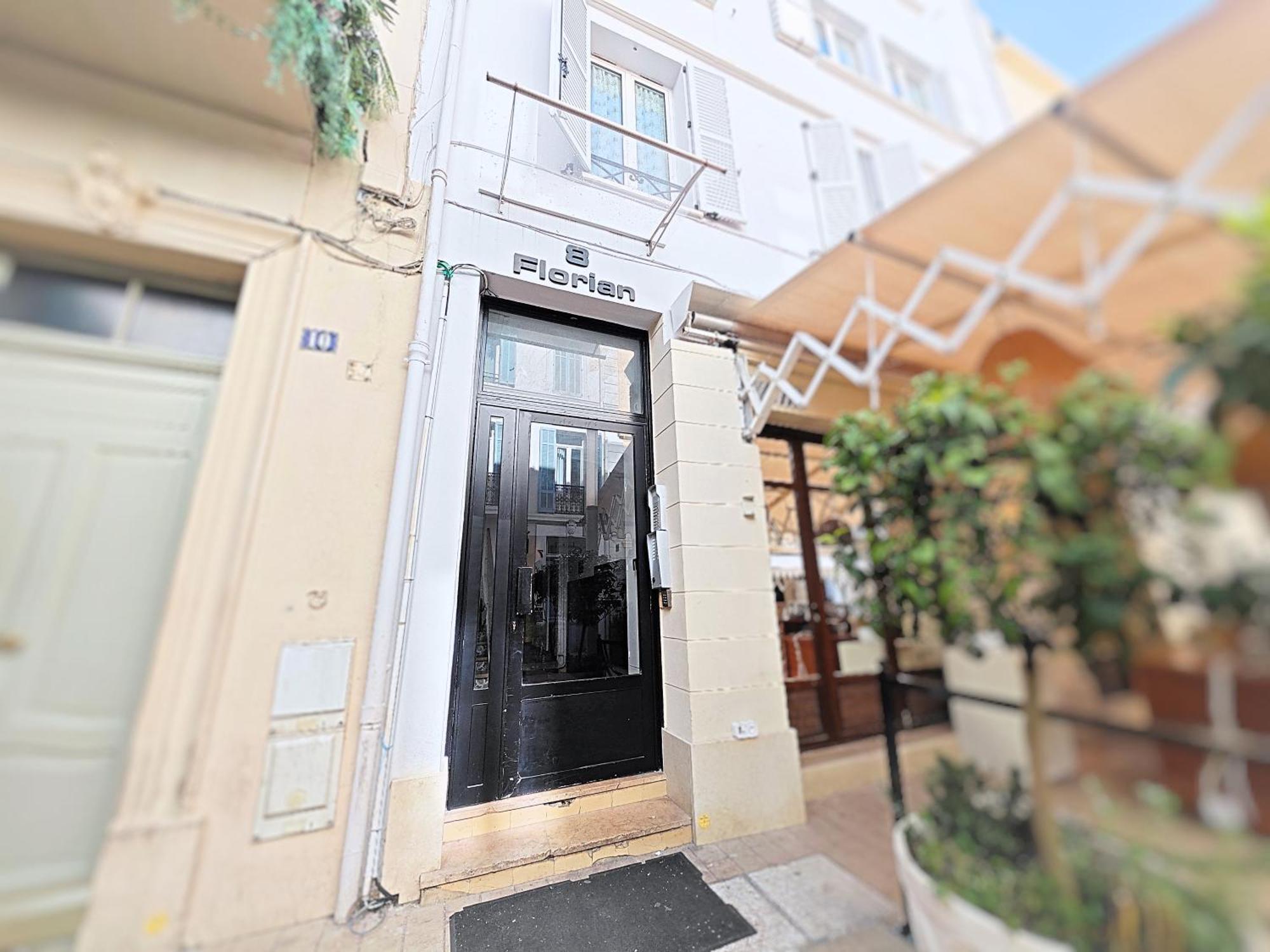 호텔 르 플로리안 칸느 외부 사진